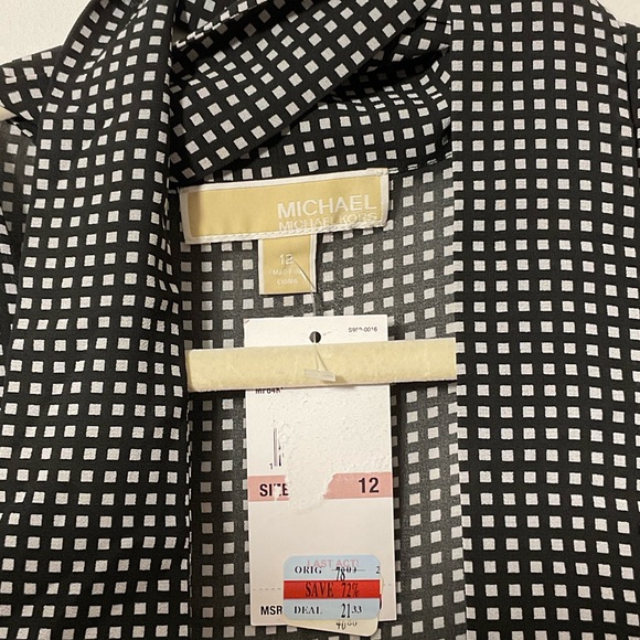 MICHAEL Michael Kors Black and White Sleeveless Blouse - Picture 2 of 2